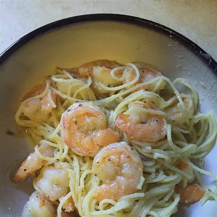 Garlic Shrimp Scampi Recipe (Quick And Delicious)