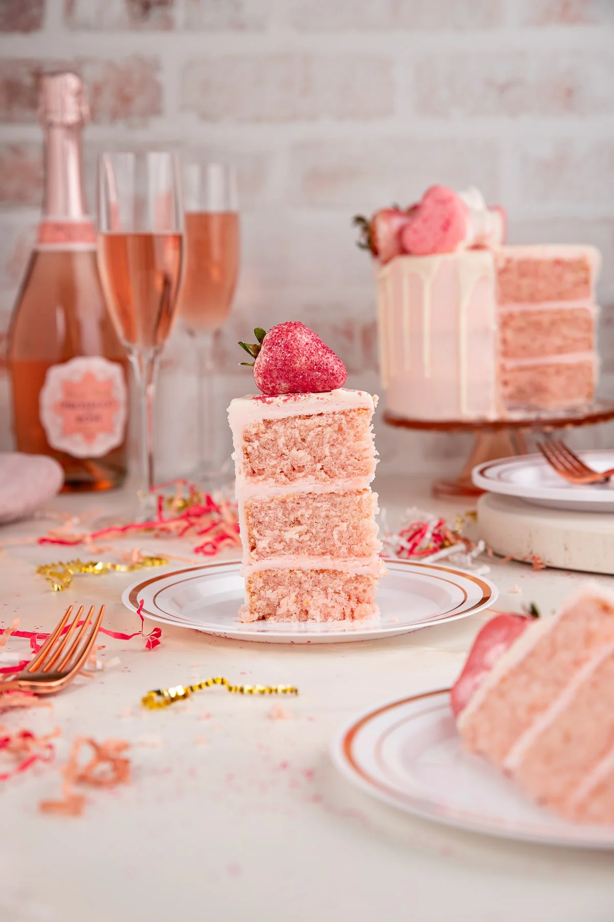 Strawberry Champagne Cake Recipe